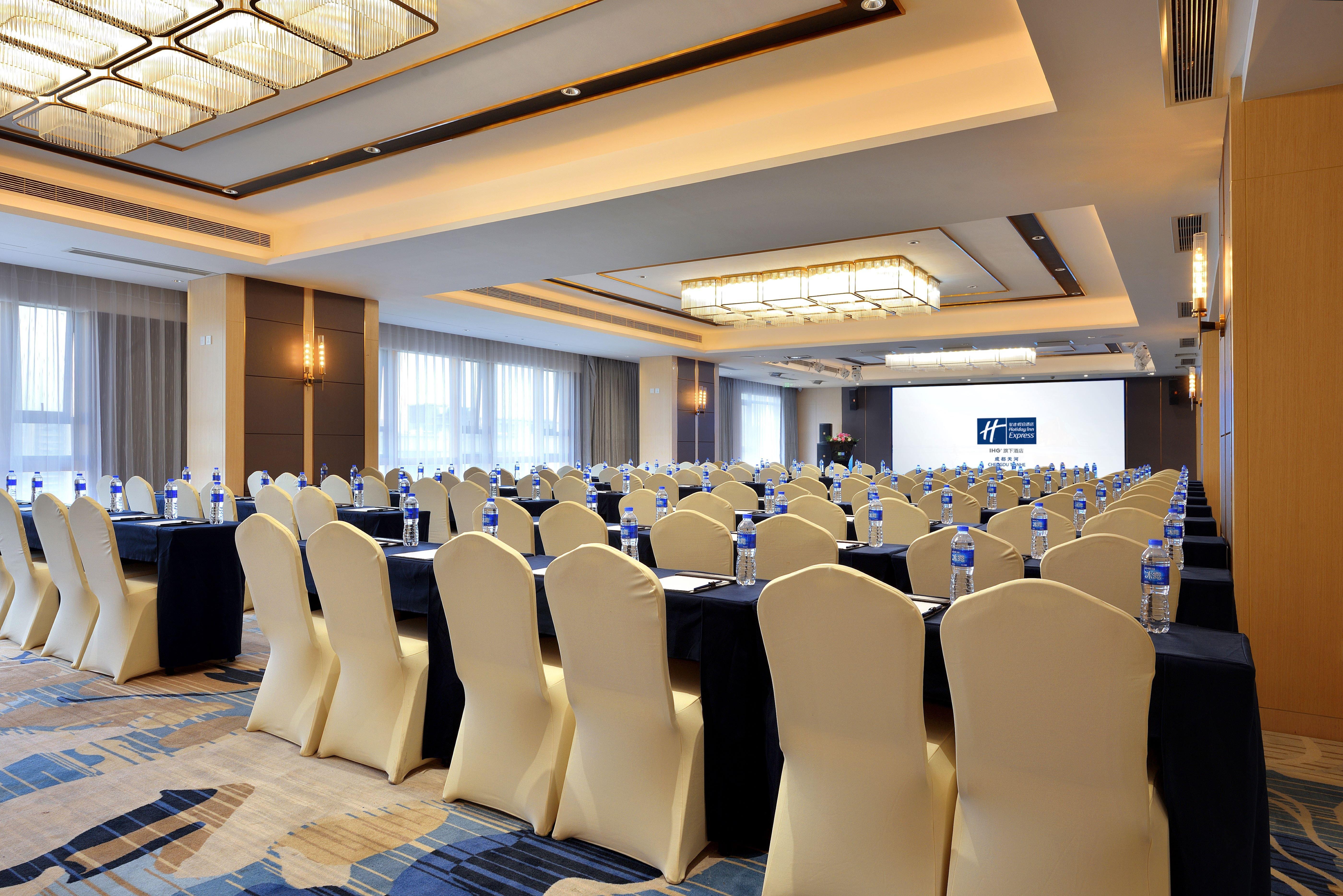 Holiday Inn Express Chengdu Tianhe By Ihg Pixian Buitenkant foto